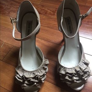 Steve Madden Ruffle Heals